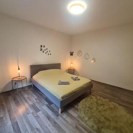 Appartement Luna دينانت المظهر الخارجي الصورة